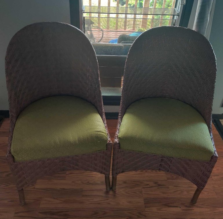x2 Rattan Dinning Chairs With Cushion