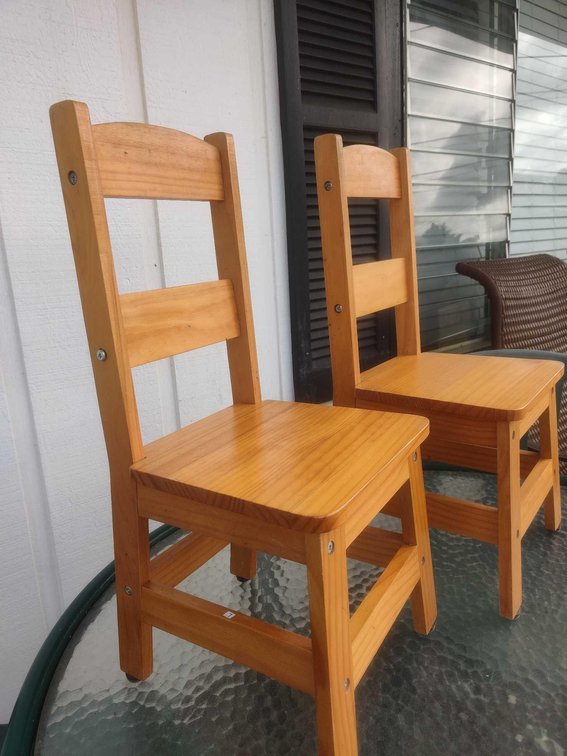 x2 Wooden Kids Chairs 