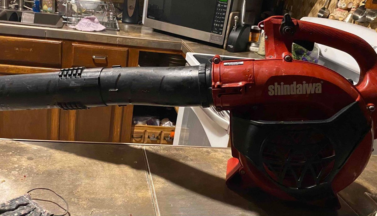Shindaiwa's Blower