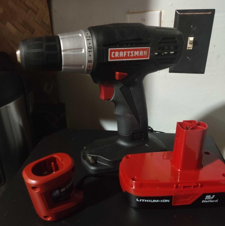 Craftsman V20* Cordless Drill Kit