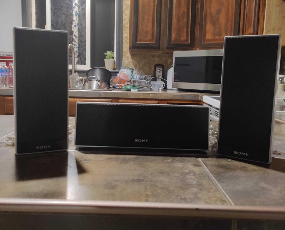 3PC SONY SURROUND SPEAKERS SET