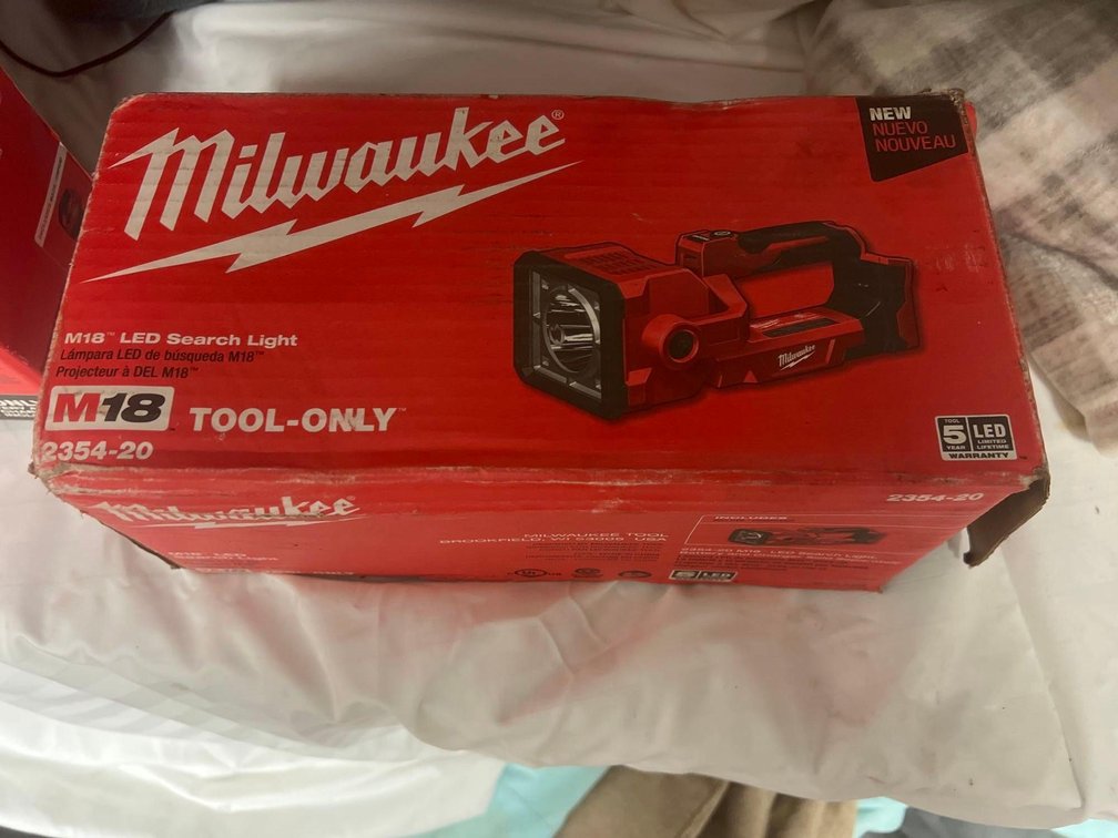Like New Milwaukee Search Light open box