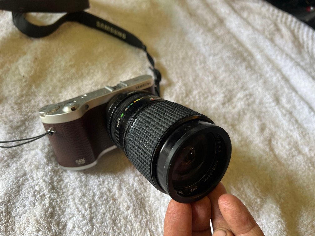 Samsung NX300 SLR CAMERA with CUSTOM LENS - 