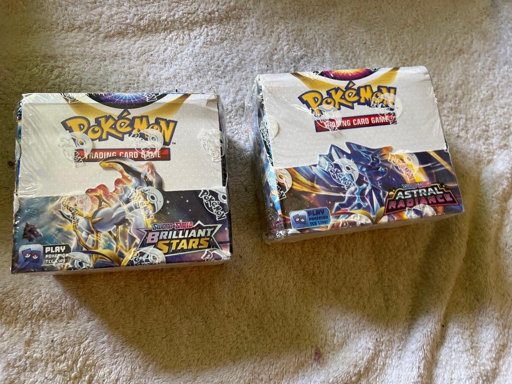 POKEMAN BOOSTER BOXES Brilliant Stars/ Astrial- PLEASE READ DIS-