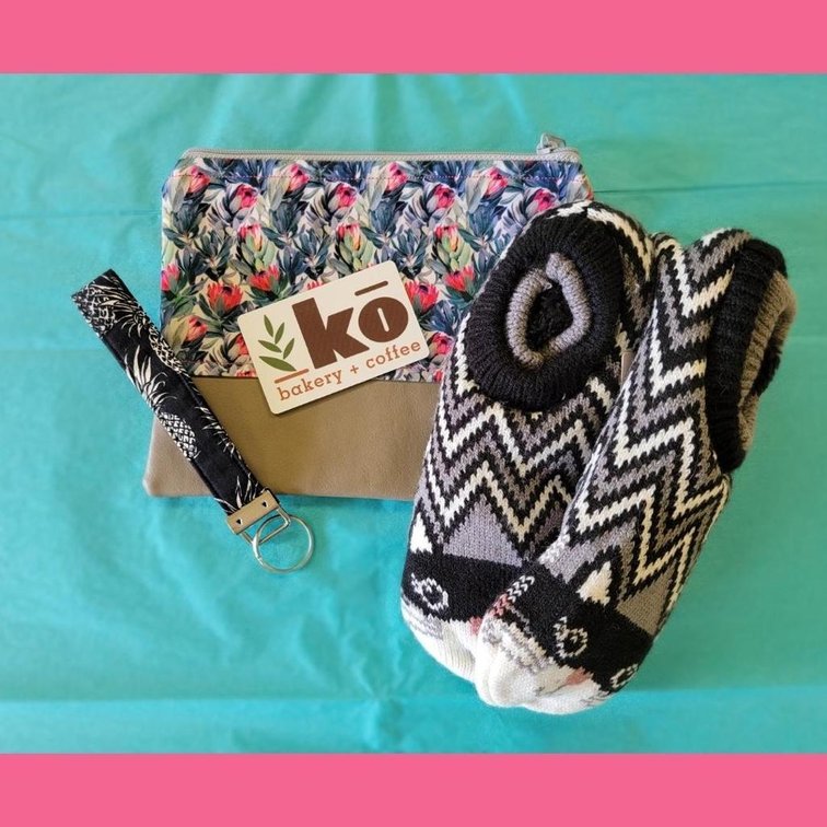 Snack Time Cozy Kit