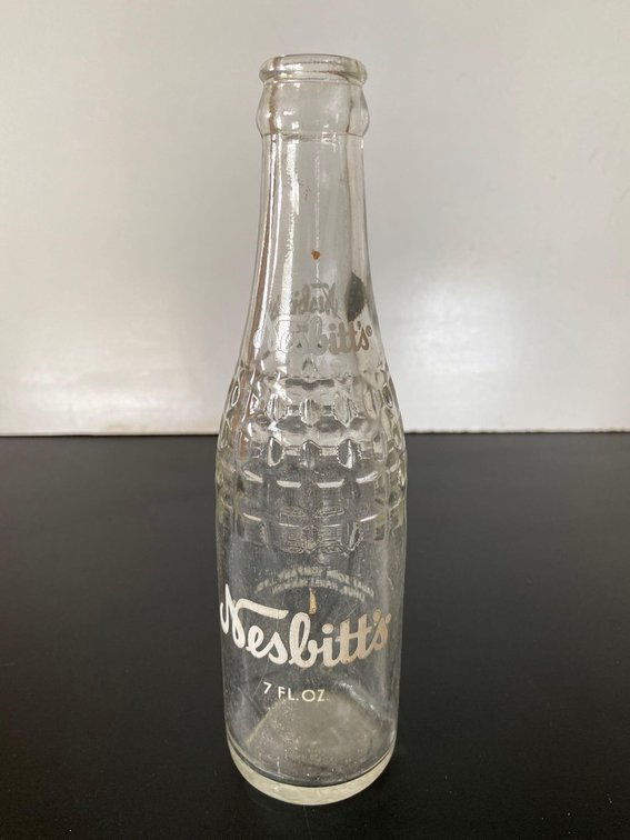 Vintage 7oz Nesbitt's Hawaii Kauai Soda Company Glass Bottle