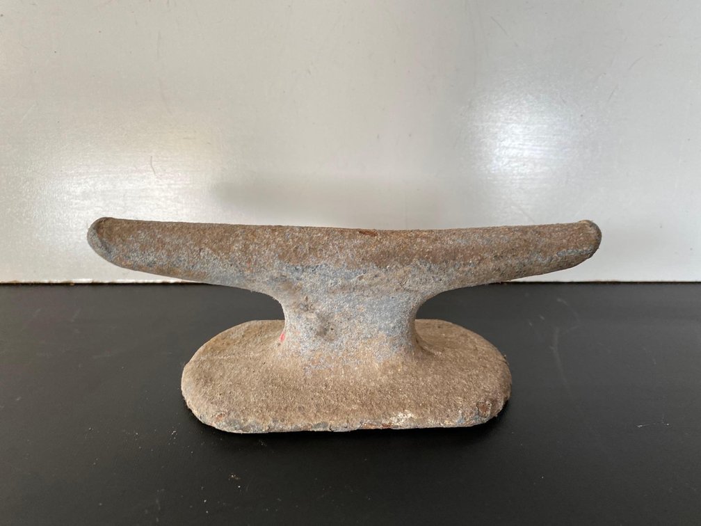 7" Long Nautical Cleat 