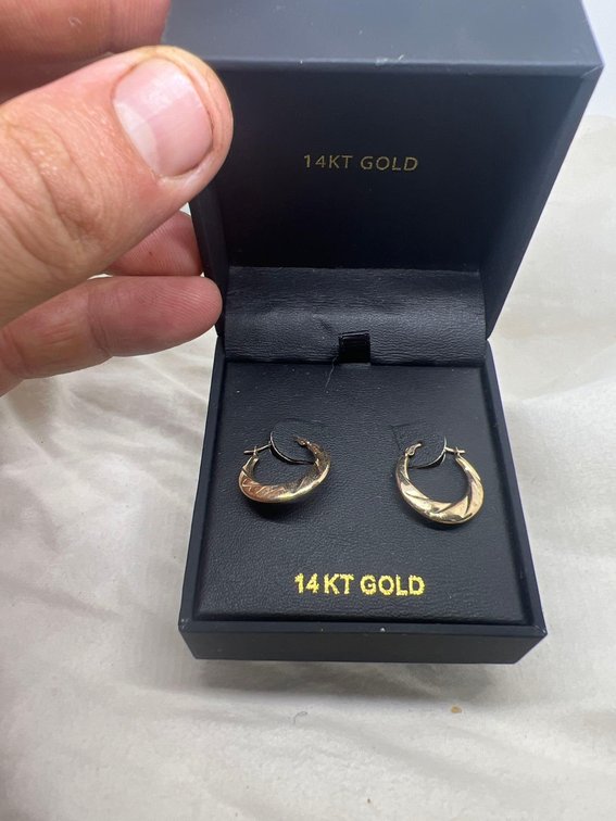 14k GOLD earrings NEW