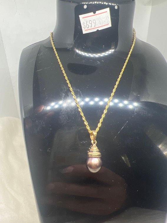 14k GOLD AA Tahitian Pearl with 14k gold Rope chain