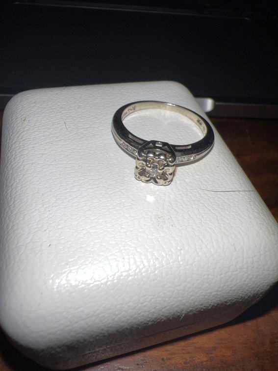 14k White gold with 2/10 Cart AA grade diamonds! Custom Ring $1199