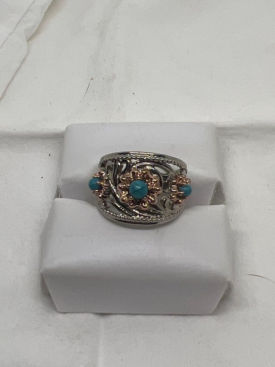 SIlver and Gold Turquoise Vintage ring very nice!