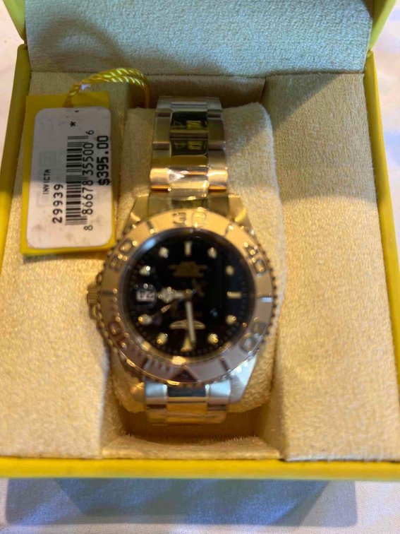 Brand New Men GOLD Invictica Watch With tag $395 