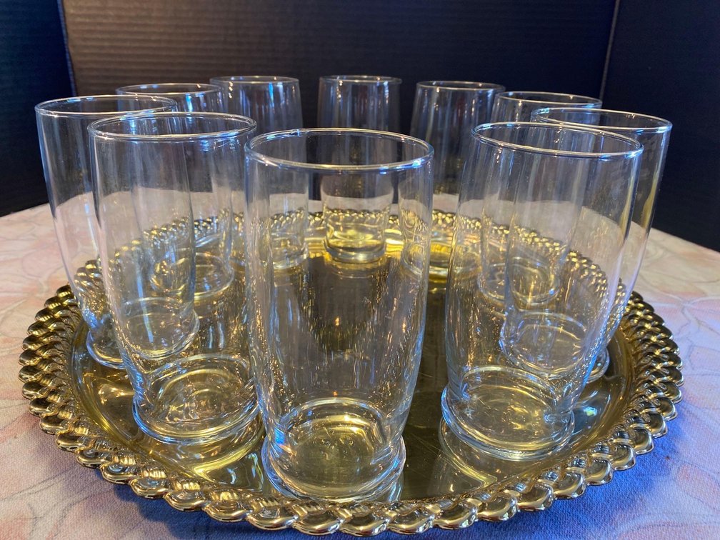 (X's 10) Drinking Glasses on 16" Round Gold Platter