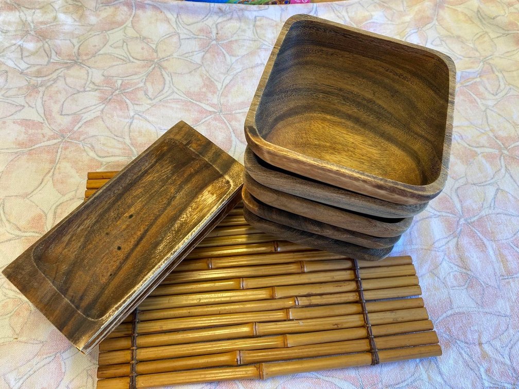 Wood Bowls and Bamboo Mat
