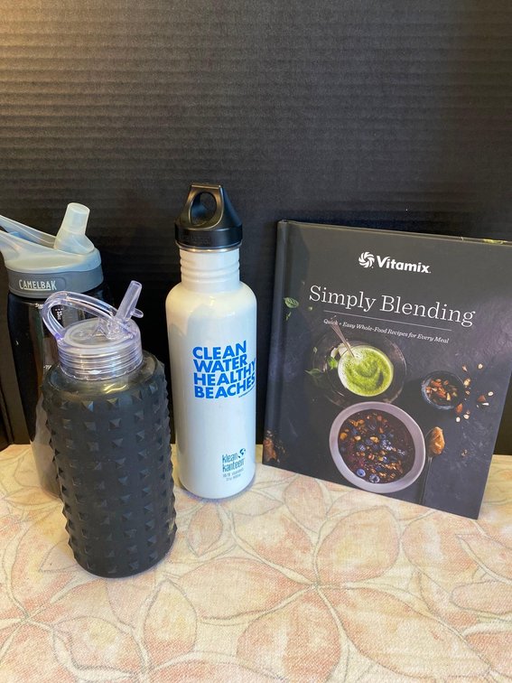 (X's 3) Beverage Containers or Water Bottles & Vitamix Recipe Book