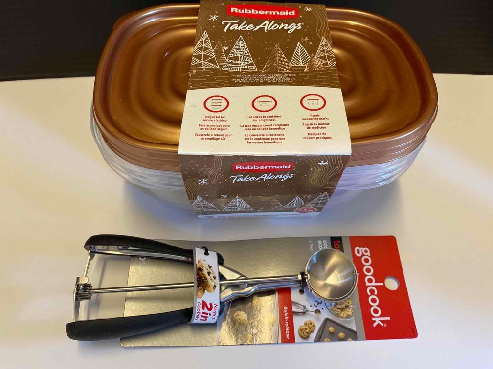 NEW Cookie Scoop and Rubbermaid Take-Alongs