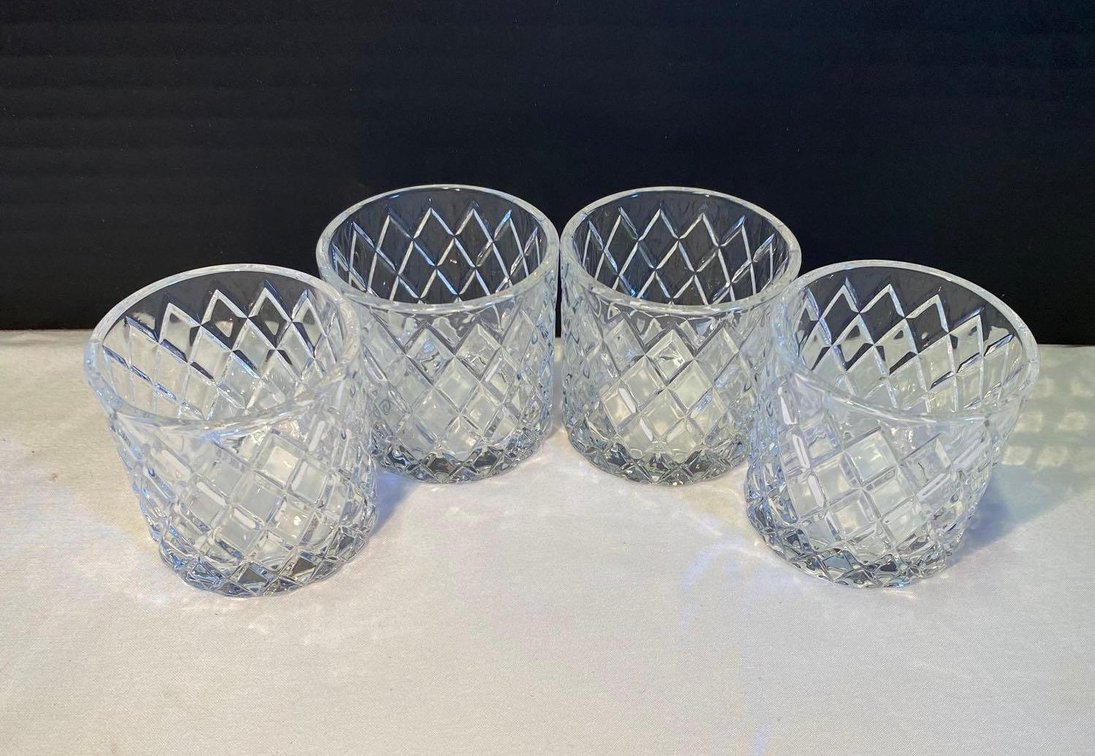 (X's 4) Glass Votives - Lot A