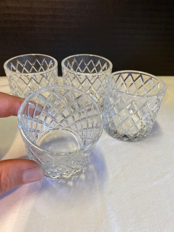 (X's 4) Glass Votives - Lot C