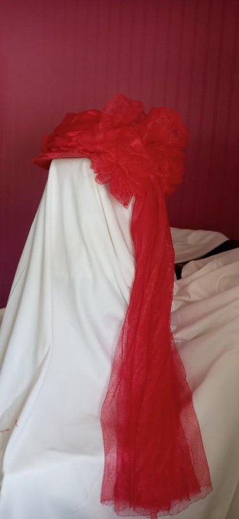 Fabulous RED HAT with lace & tulle