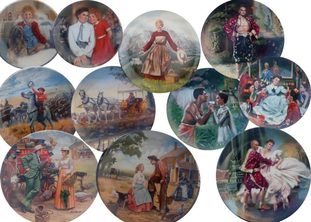 Collection of Authentic Theatrical Plates: Annie, The King & I, The Sound Of Music, Oklahoma