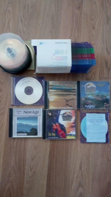 A mix lot of soothing  music & over 100 CD's