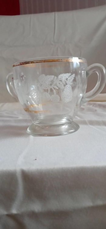 Depression era Sugar and Creamer 