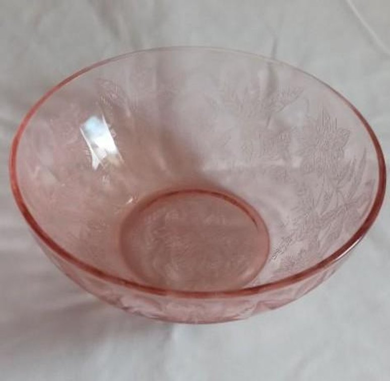 Pink Depression Glass Bowl Poinsettia pattern 