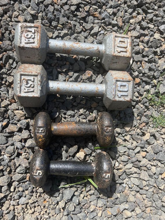 set of 10lbs and 5lbs weights 
