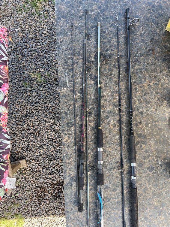 3 poles 