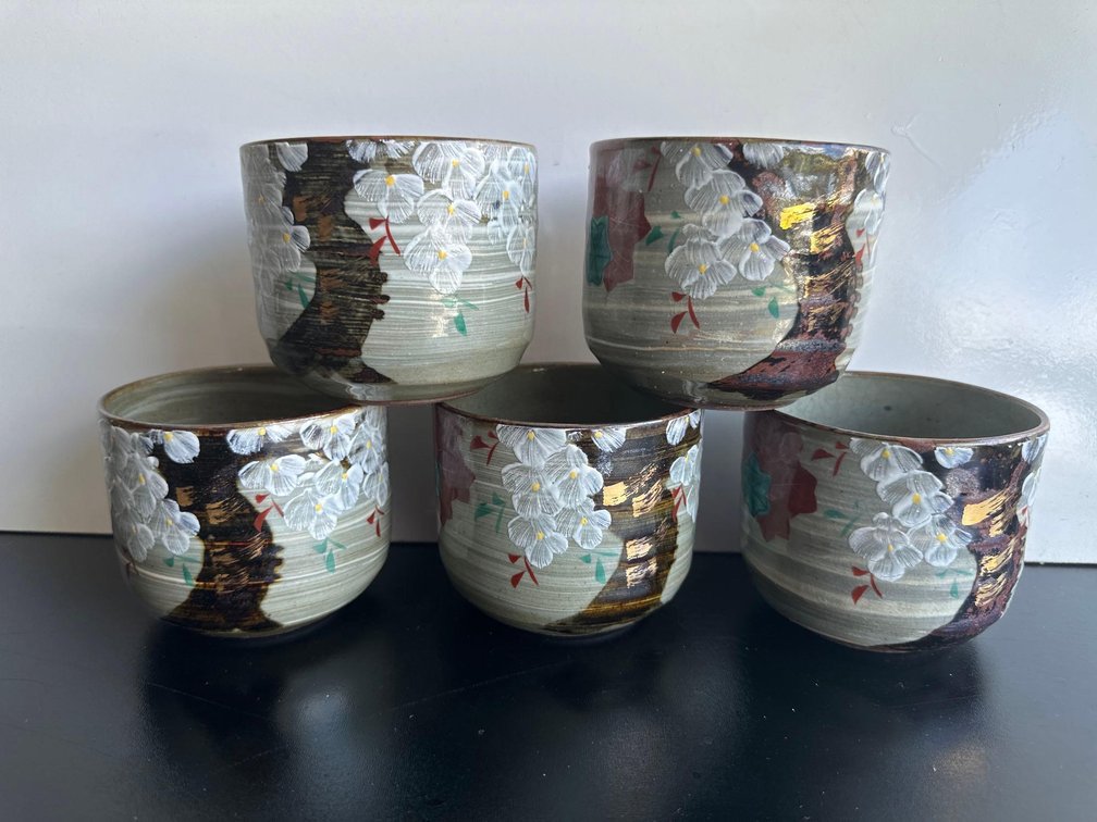 (X's 5) Vintage Japanese Hand Painted Ceramic/Pottery Teacups