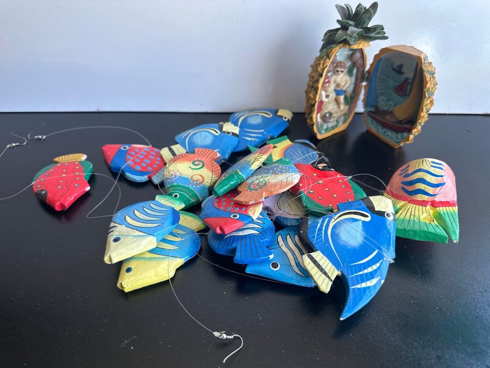 Painted Tropical Fish and Pineapple Decor Pieces 