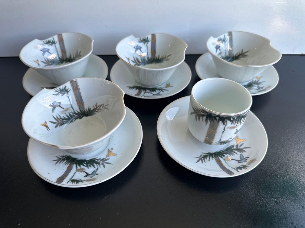 Y.Y. Made in Japan Asian Cups and Saucers 