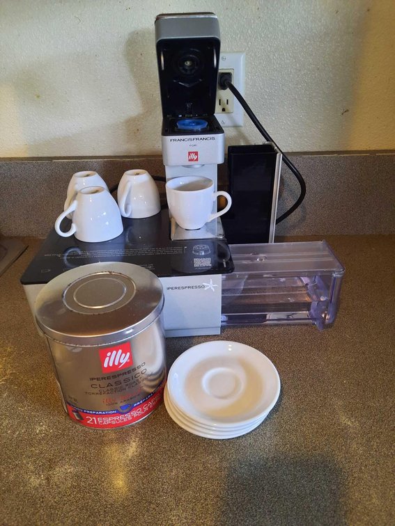 Illy Espresso Machine, Espresso Capsules + Demitasse