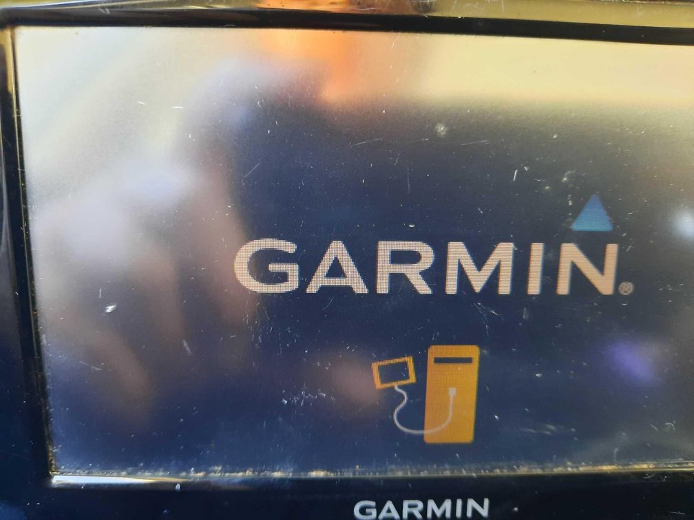 Garmin Nuvi GPS Navigation 