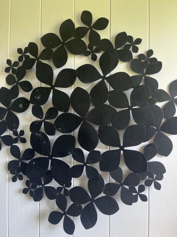Black Metal Flower Wall Art