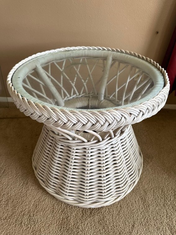 25" Round White Wicker Style with Glass Top Side Table. 