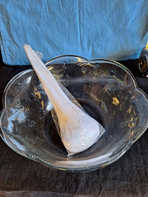 Salad bowl with servings utensils 