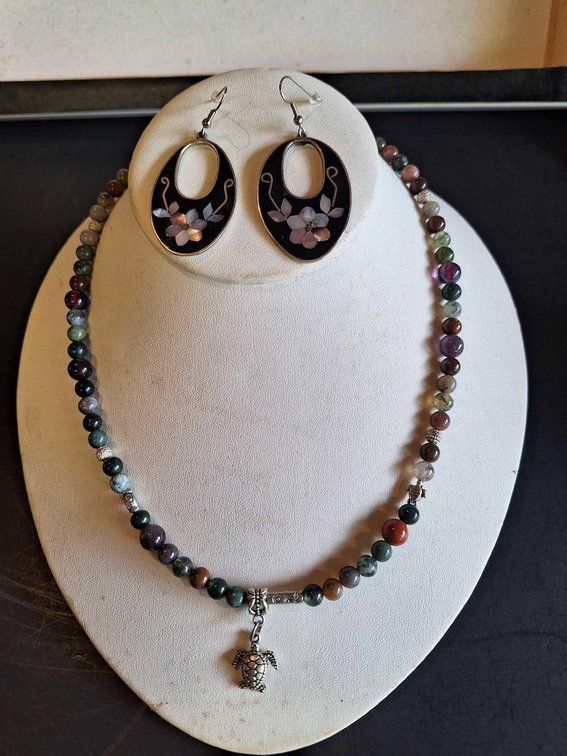 Multi color stretch necklace and earrings 