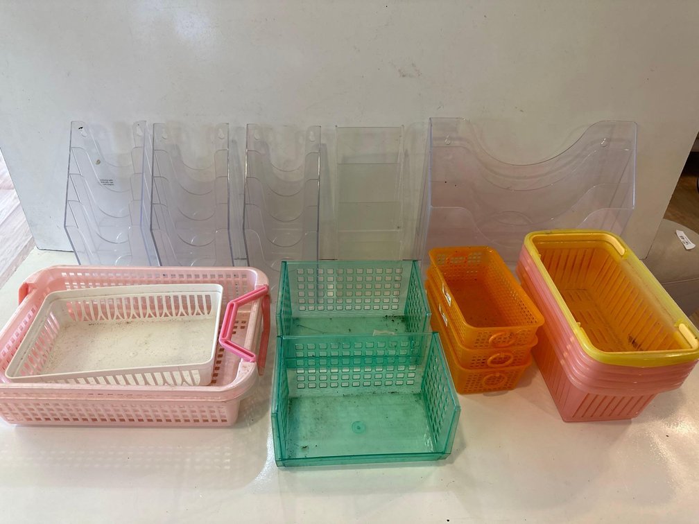 Mixed Lot of Plastic Organizers