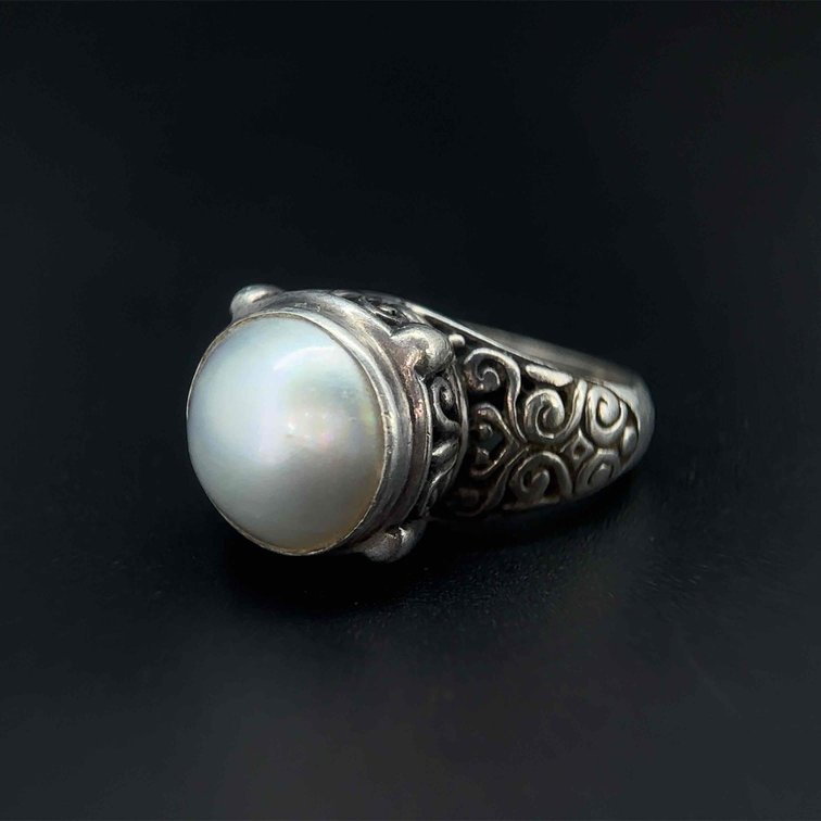 Carved Sterling Silver Circular Pearl Size 6.5 Ring