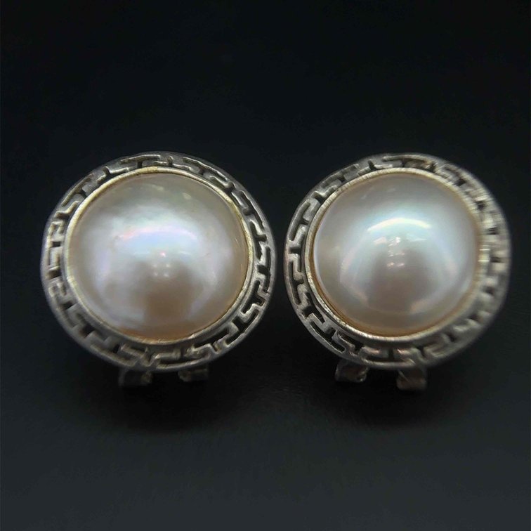 Sterling Silver Pearl Circle Stud Earrings
