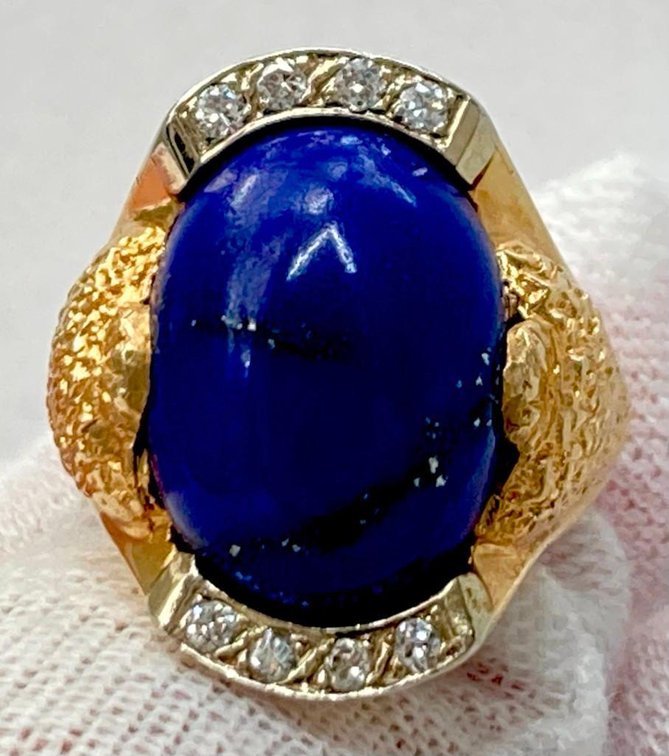 14K Fine Gold Extremely Brilliant Diamonds with Lapis Center Stone  11.3 grams  Size 6