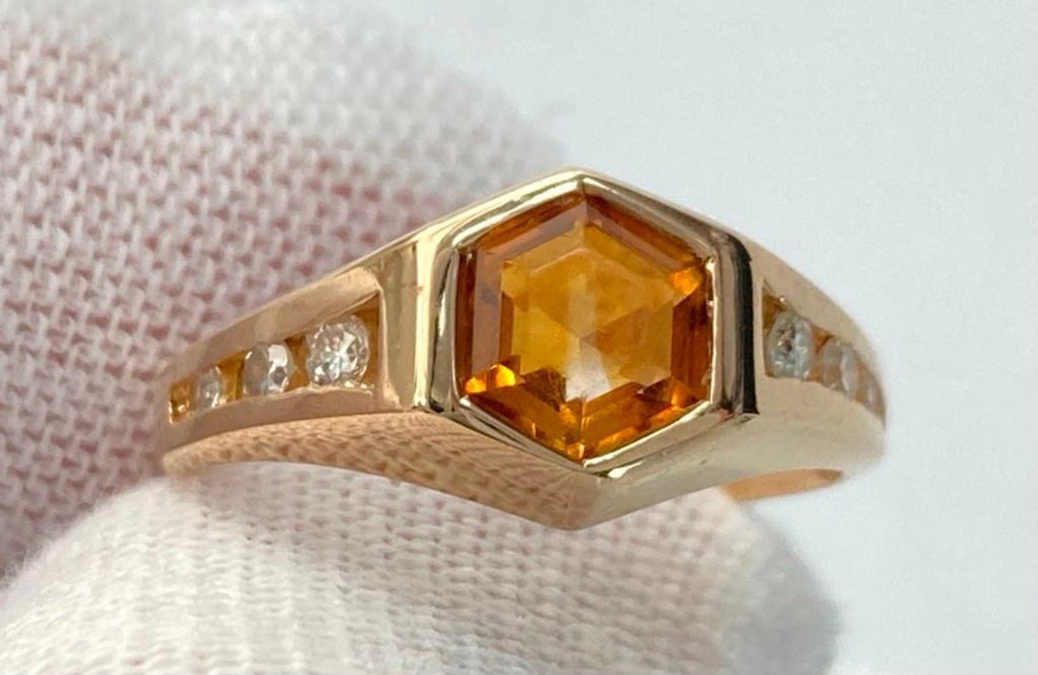 14K Gold Diamonds & Citrine Ring   2.7 grams  Size 6.25