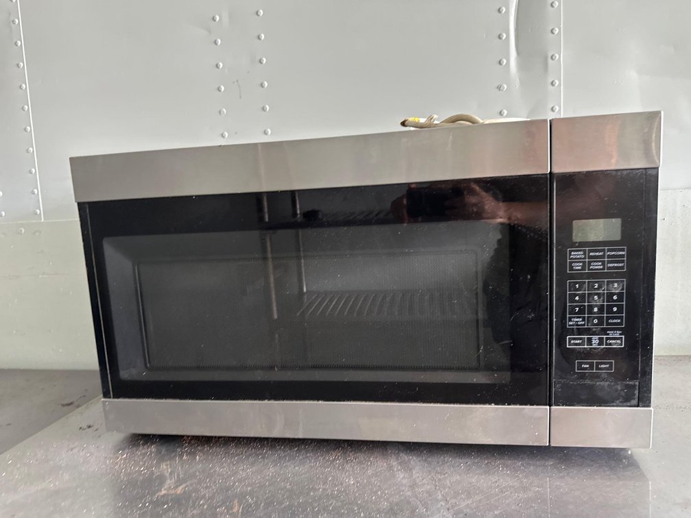 Whirlpool AMV2307PFS-0 Microwave 