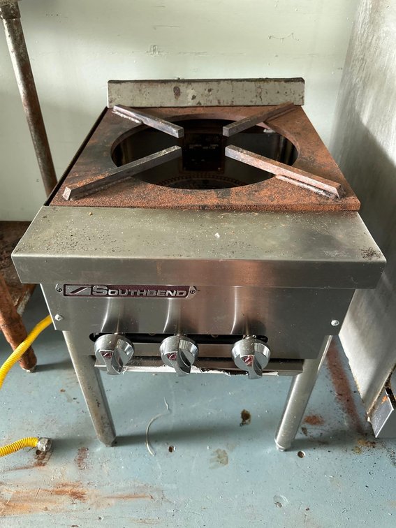 Southbend Commercial Three Burning Stove Top