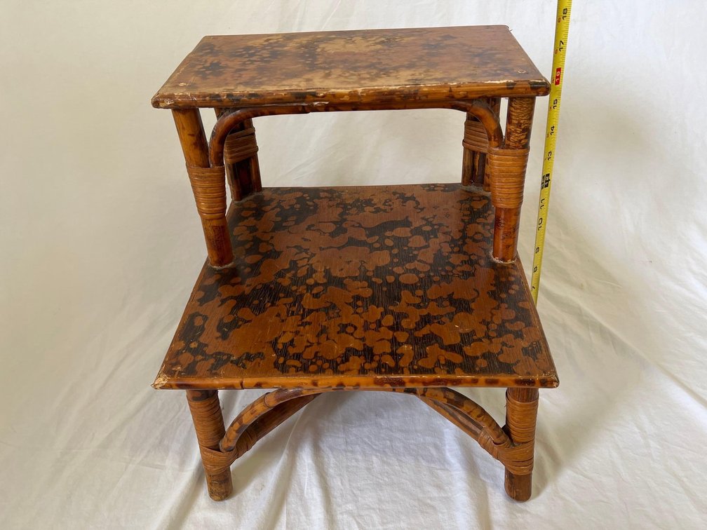 lLittle Decorative Step-stool 