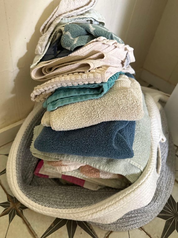 Mixed Lot of Towels and Hamper Bag