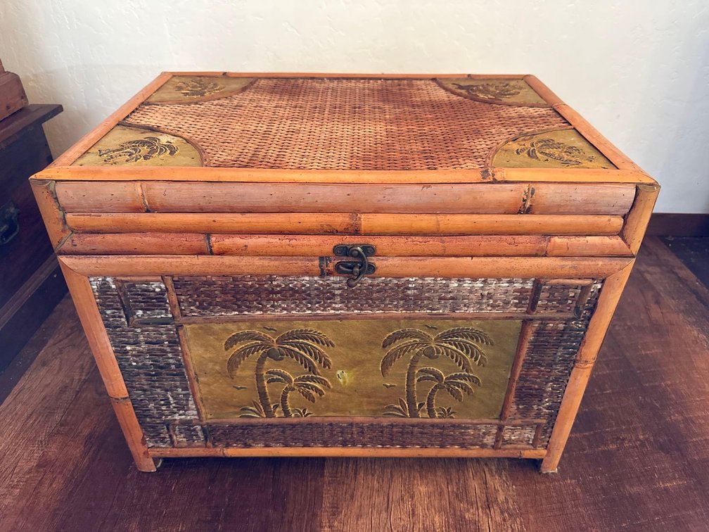 22" Long Island Style Storage Chest 