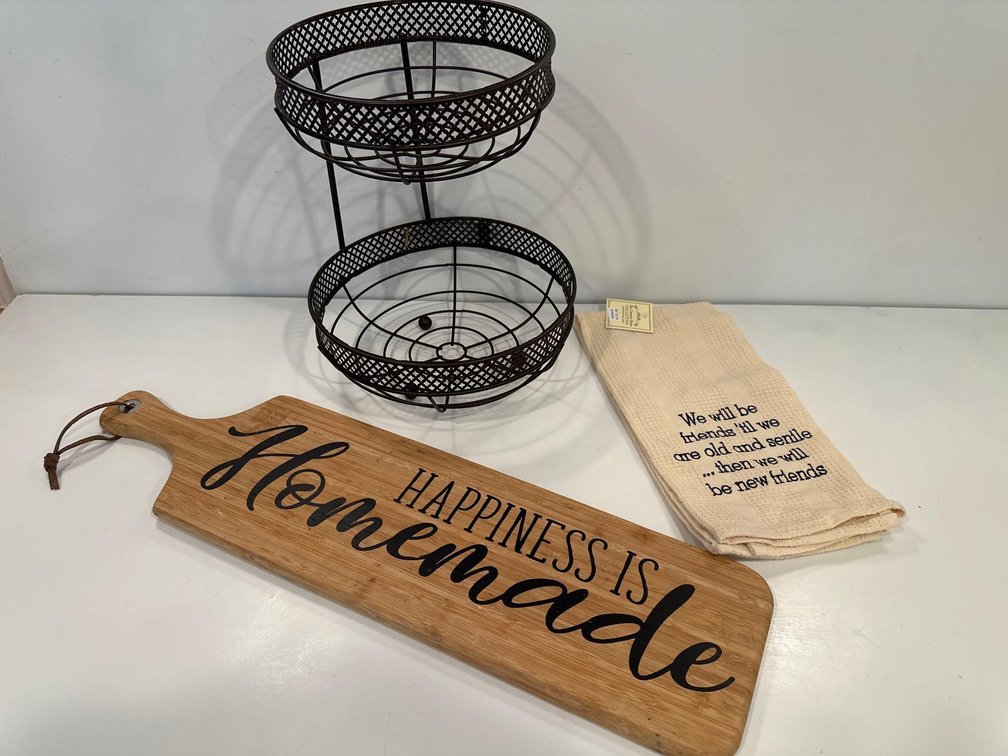 Double Metal Fruit Basic, "We Be Friends..." New Dishtowel and "Happiness Is Homemade" Wooden Sign 