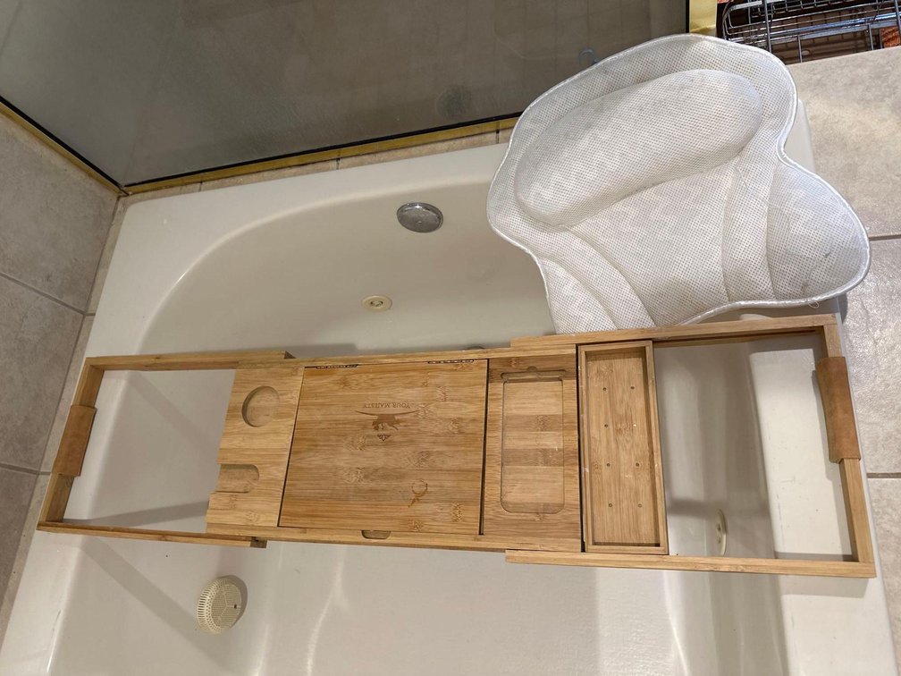 Wooden Bath Tray and Bath Pillow 